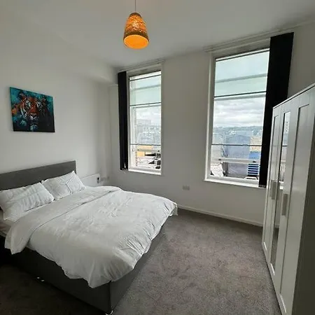 Spacious Flat In Sheffield City Center Gs304 Exterior photo